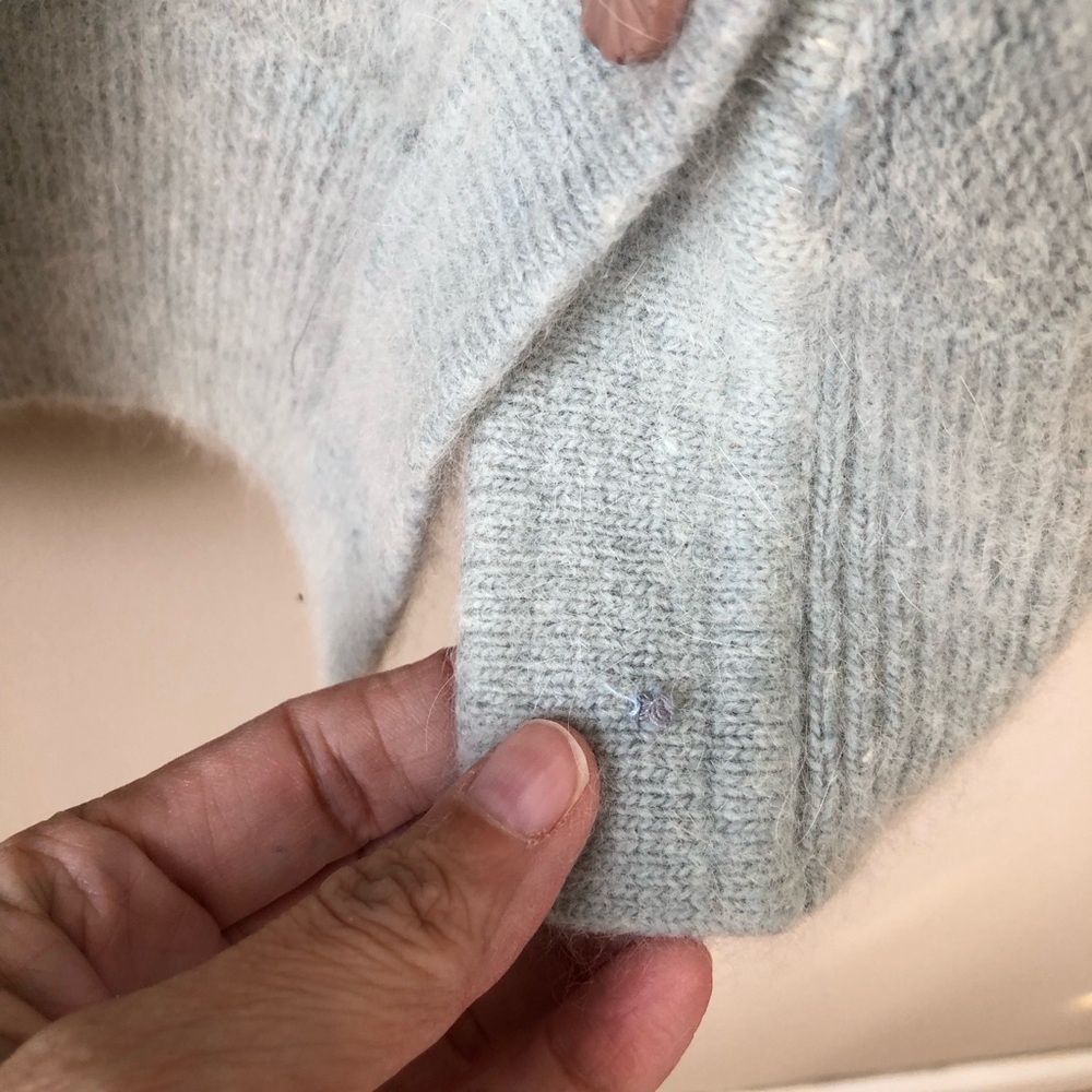 Beautiful Vintage Pastel Blue Pure Angora Fuzzy Pearl Cardigan Sweater Size L - Picture 6 of 12